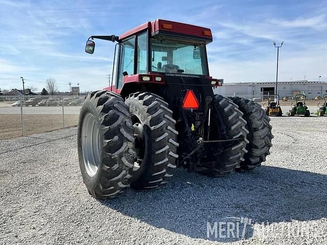 Image of Case IH 7110 equipment image 2