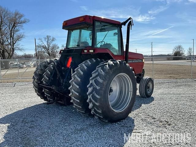 Image of Case IH 7110 equipment image 4