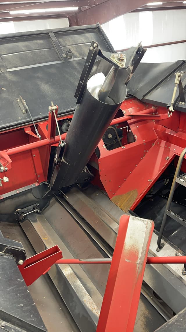 Image of Case IH 7120 equipment image 3