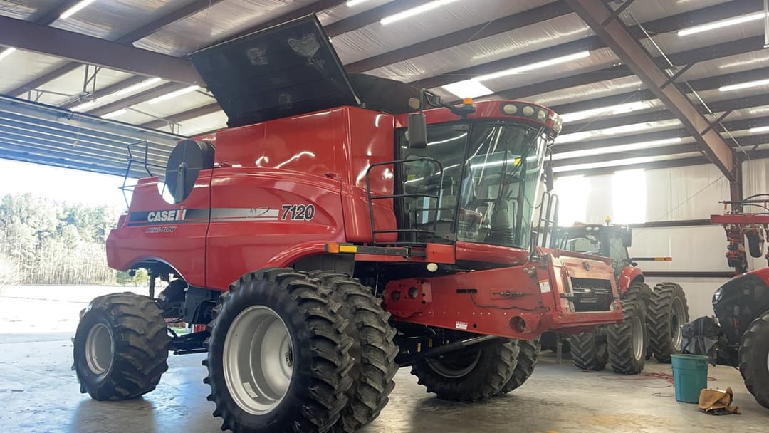Image of Case IH 7120 Primary image