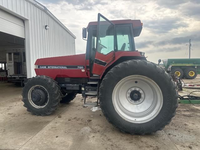 Image of Case IH 7120 equipment image 4