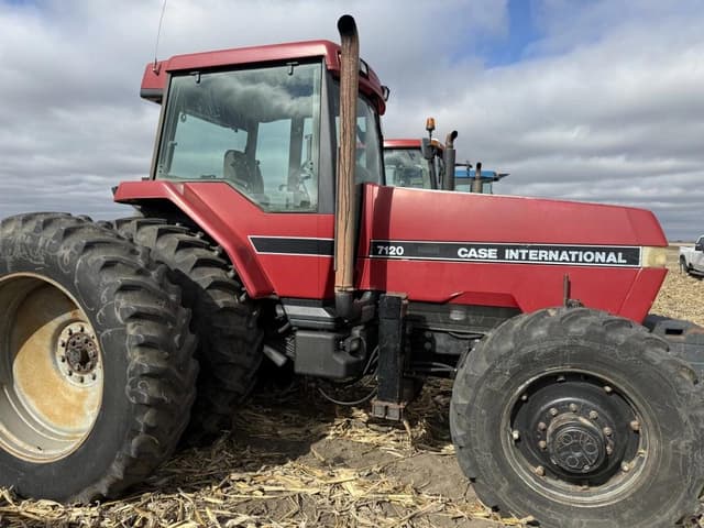 Image of Case IH 7120 equipment image 1