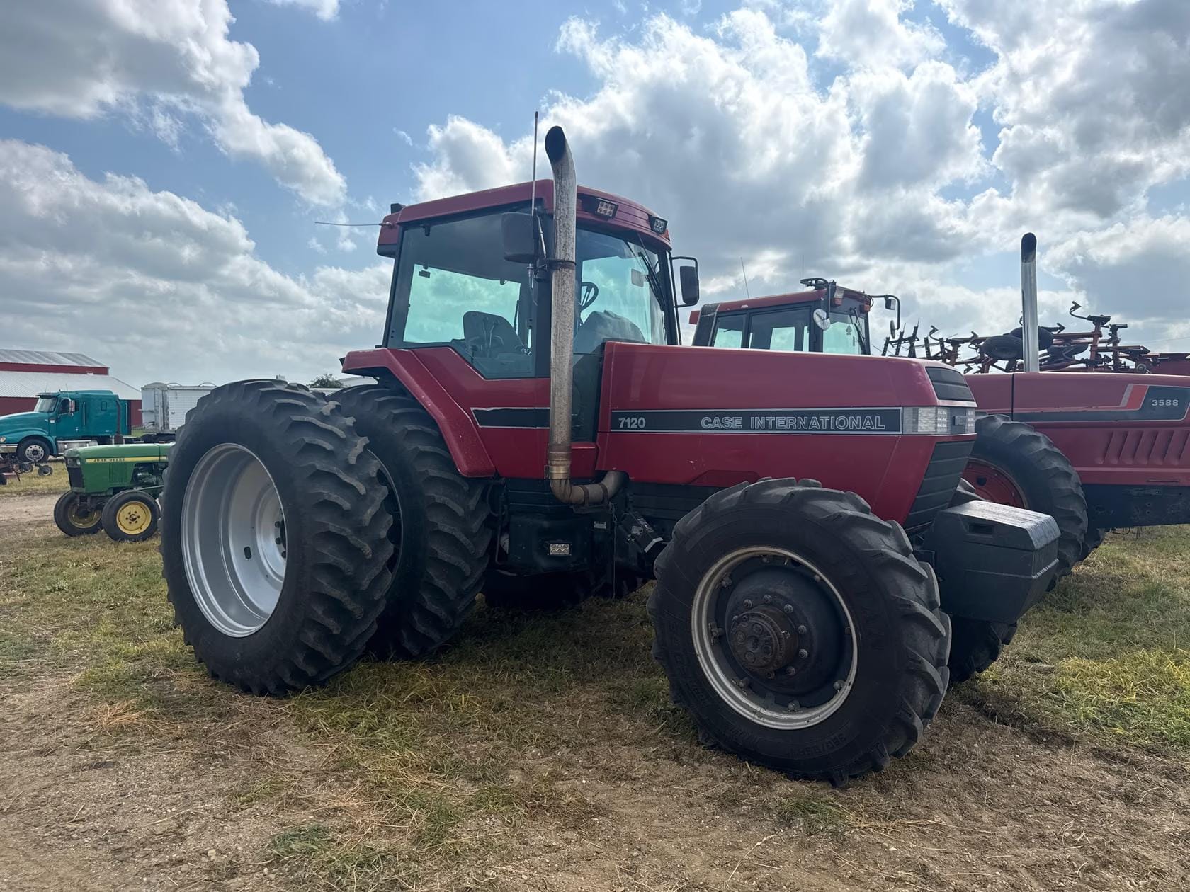 Case IH 7120 Equipment Image0