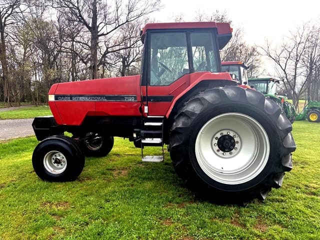 Image of Case IH 7120 equipment image 1