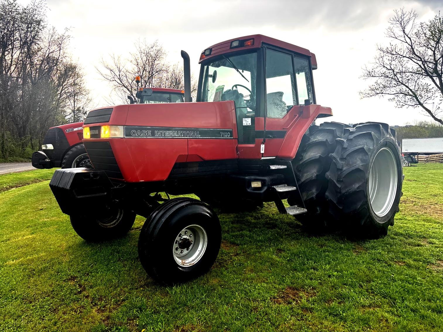 Case IH 7120 Equipment Image0