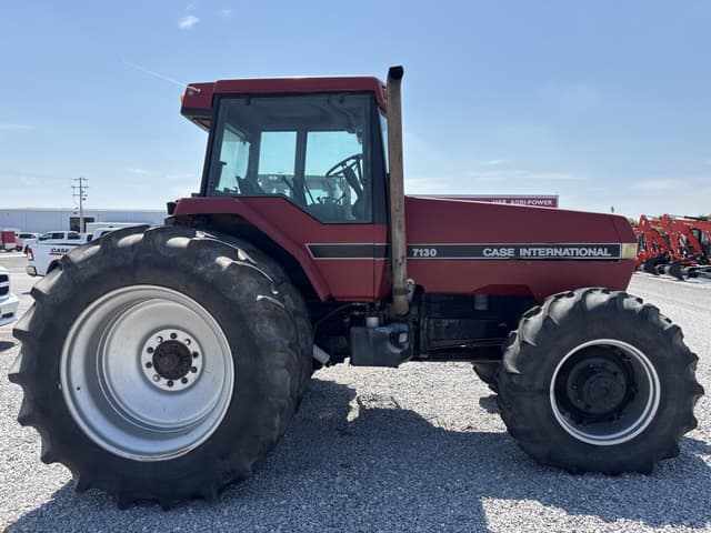 Image of Case IH 7130 equipment image 2