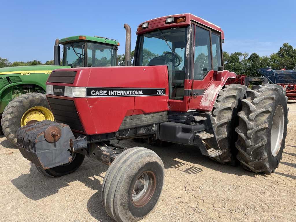 Main image Case IH 7130