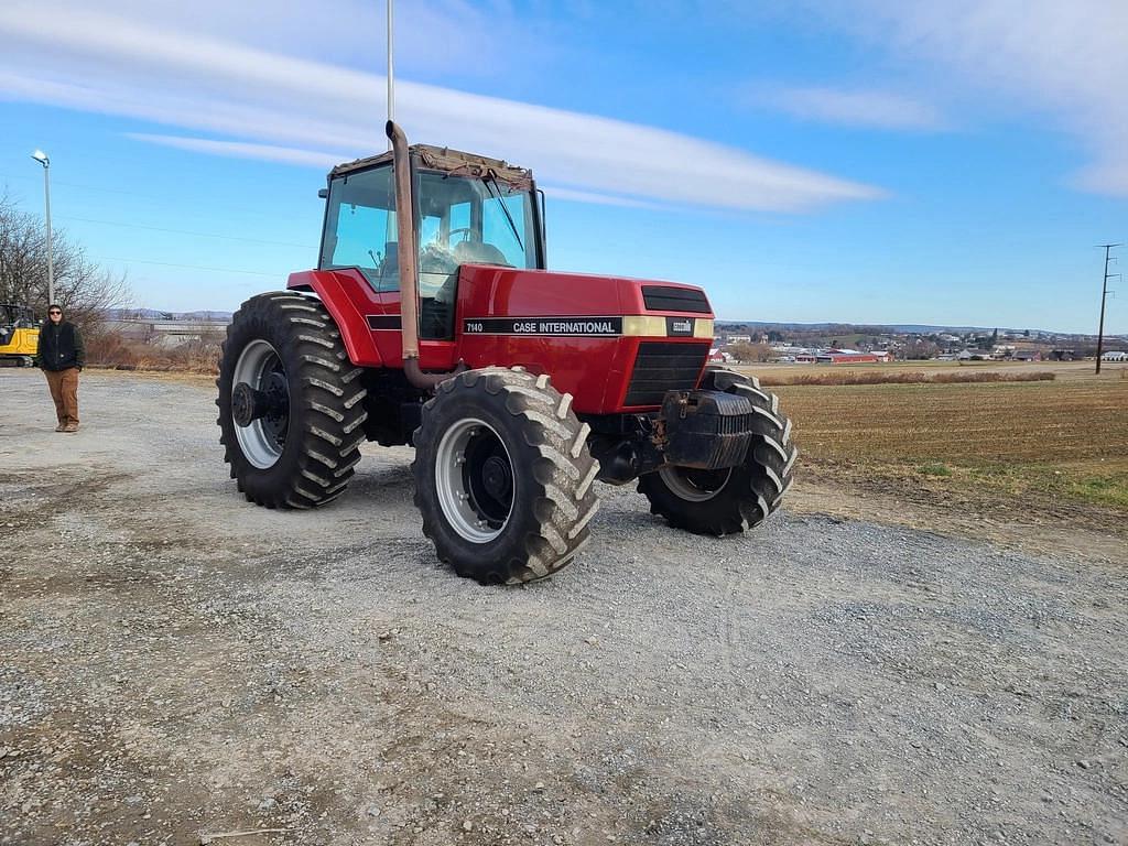 Image of Case IH 7140 Primary image