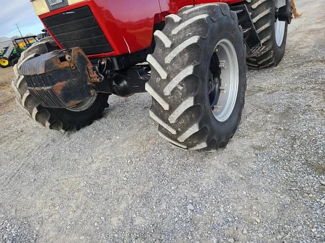 Image of Case IH 7140 equipment image 2