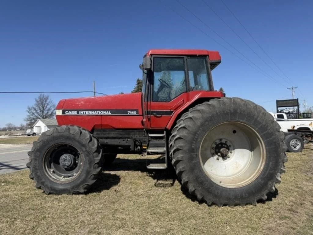 Image of Case IH 7140 Primary image