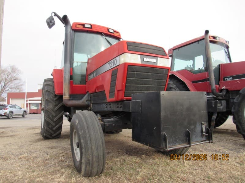 Image of Case IH 7210 Image 1