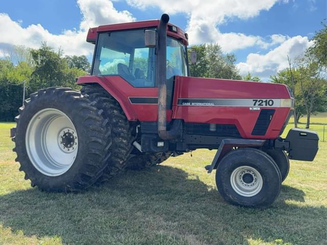 Image of Case IH 7210 equipment image 1