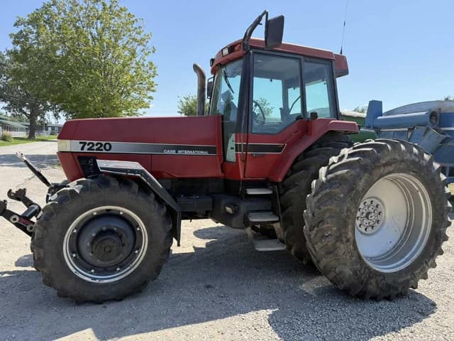 Image of Case IH 7220 equipment image 1