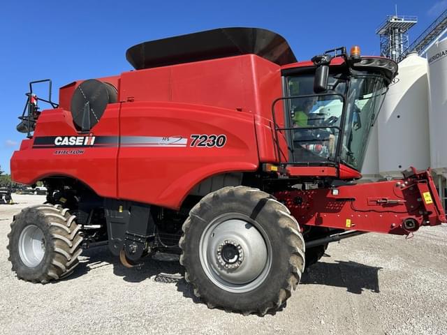 Image of Case IH 7230 equipment image 1