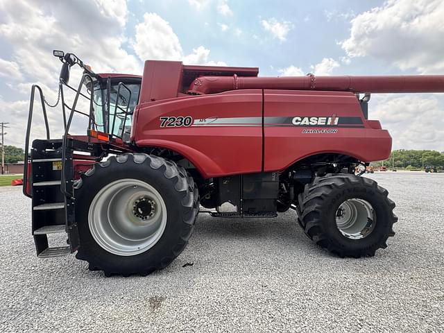 Image of Case IH 7230 equipment image 3