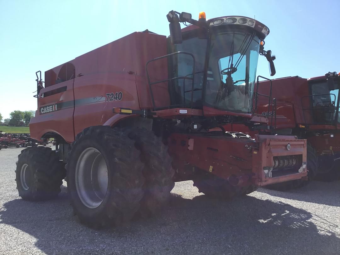 Image of Case IH 7240 Primary image