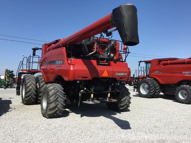 Image of Case IH 7240 equipment image 4