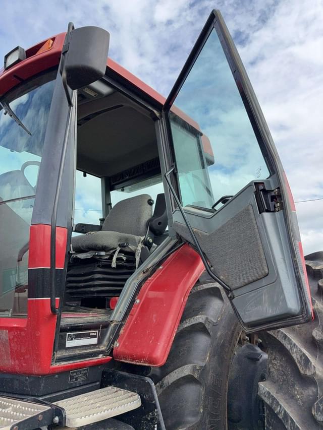 Image of Case IH 7240 equipment image 3