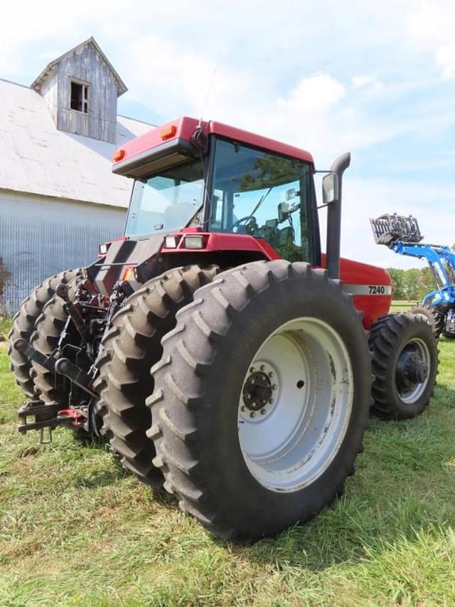 Image of Case IH 7240 equipment image 2