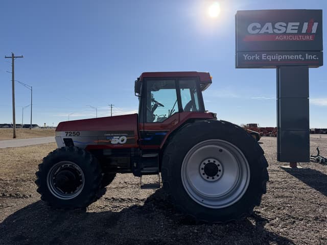 Image of Case IH 7250 equipment image 4