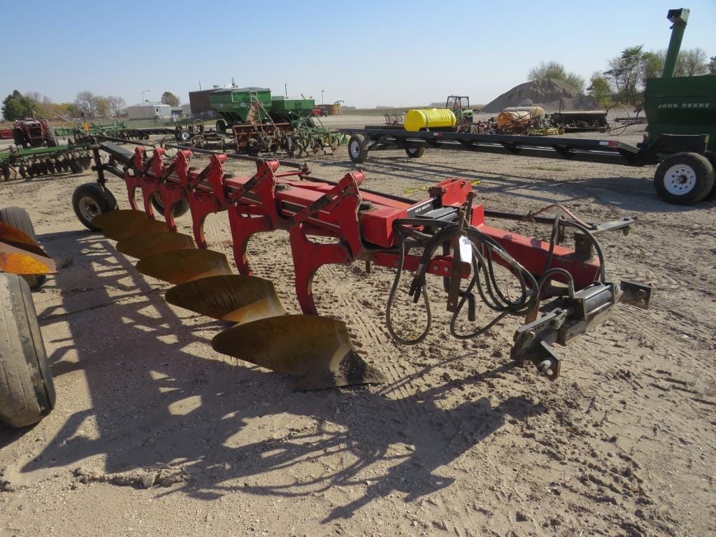 Main image Case IH 735