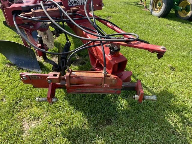 Image of Case IH 735 equipment image 3