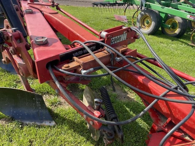 Image of Case IH 735 equipment image 4