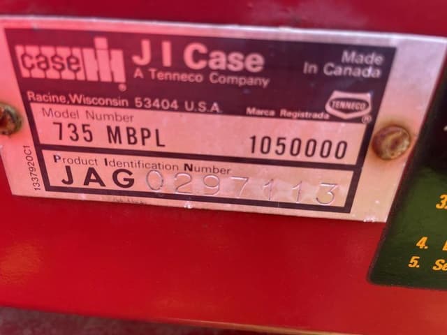 Image of Case IH 735 equipment image 1