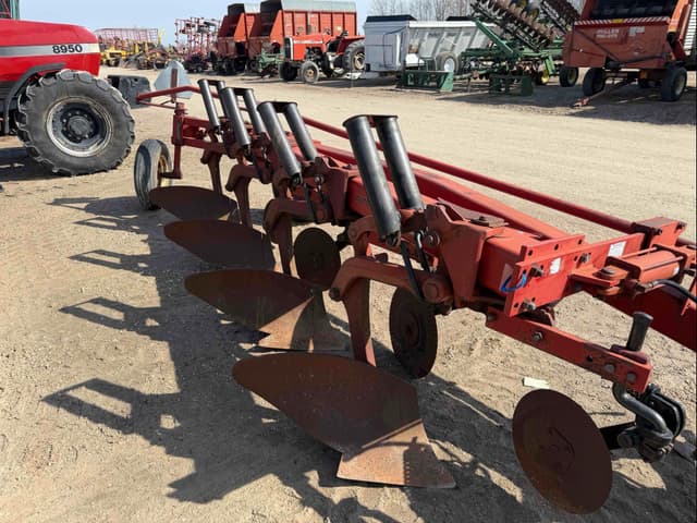 Image of Case IH 7500 equipment image 2