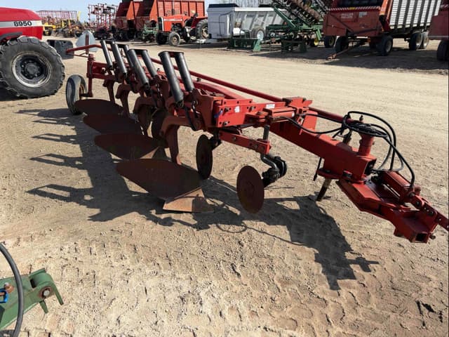 Image of Case IH 7500 equipment image 1