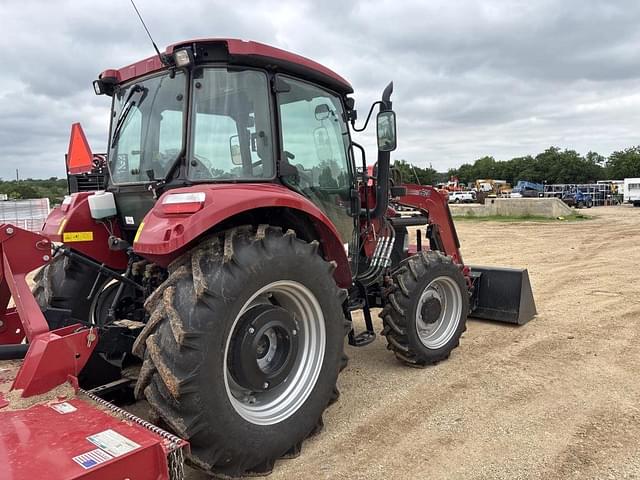 Image of Case IH Farmall 75C equipment image 4