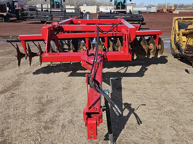 Image of Case IH 770 equipment image 1