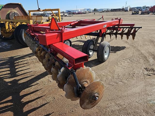 Image of Case IH 770 equipment image 3