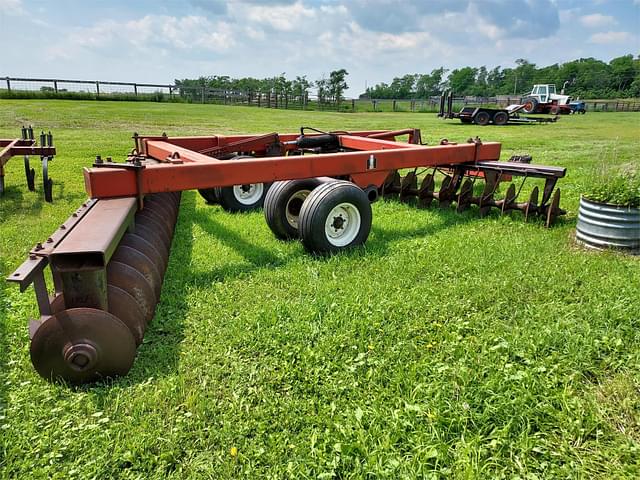 Image of Case IH 770 equipment image 4