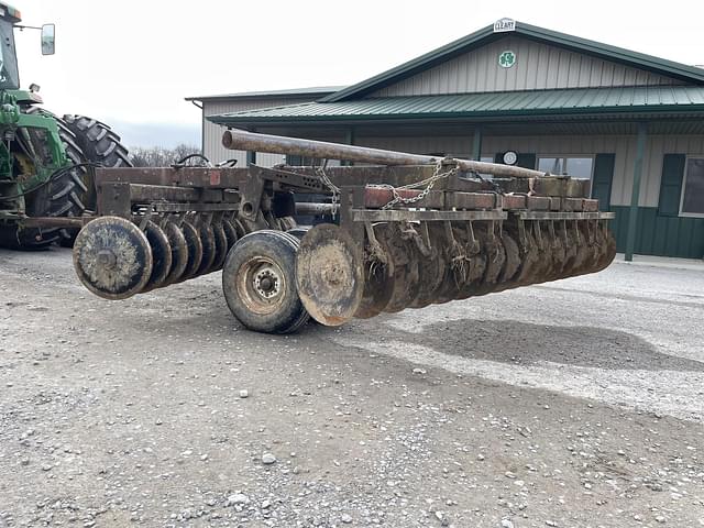 Image of Case IH 770 equipment image 3