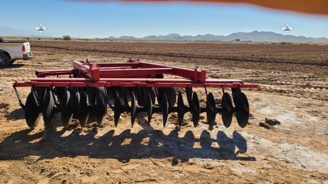 Image of Case IH 770 equipment image 4