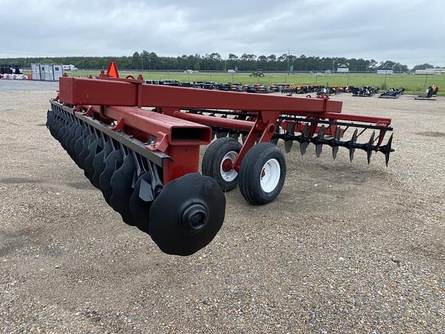 Image of Case IH 770 equipment image 4