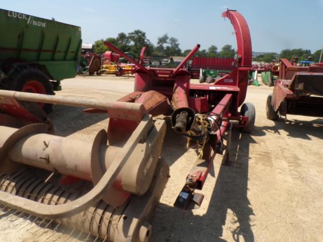 Image of Case IH 781 equipment image 2