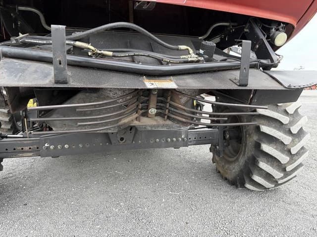 Image of Case IH 8010 equipment image 4