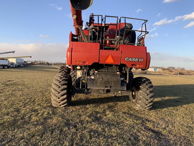 Image of Case IH 8120 equipment image 4