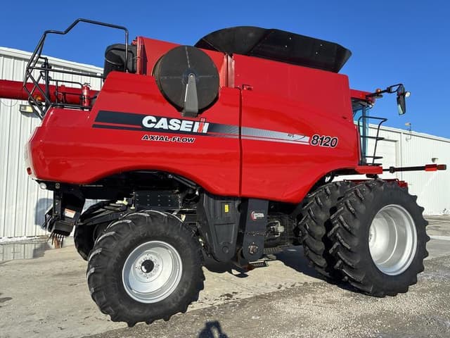Image of Case IH 8120 equipment image 2