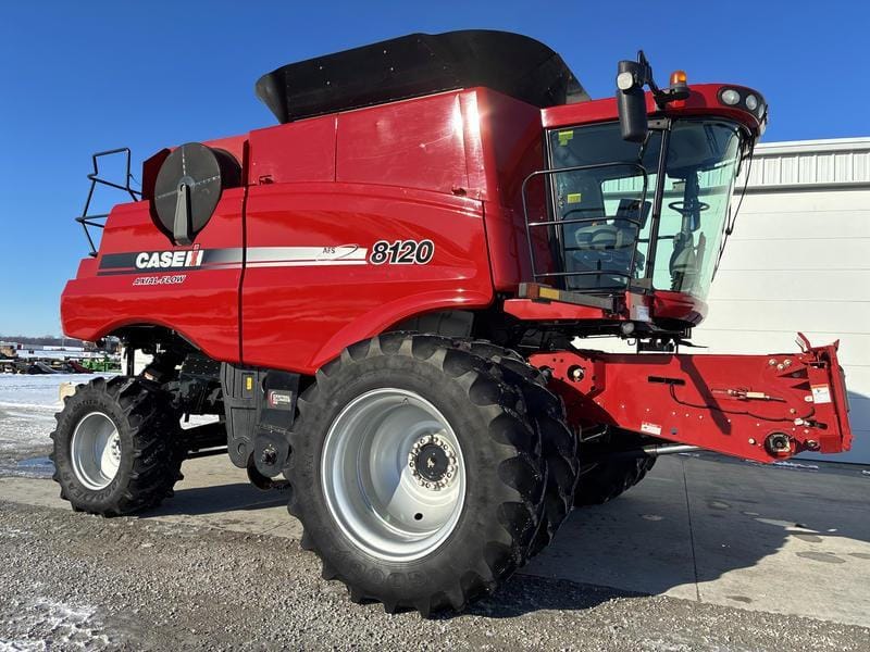 Case IH 8120 Equipment Image0