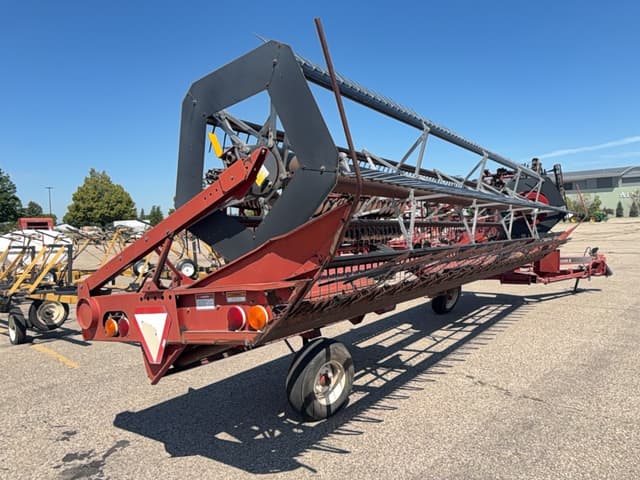 Image of Case IH 8220 equipment image 4