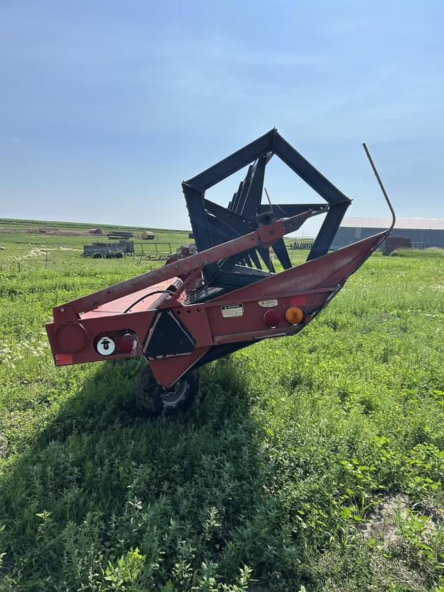 Image of Case IH 8220 equipment image 3