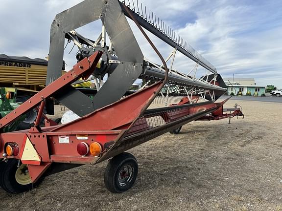 Image of Case IH 8220 equipment image 4