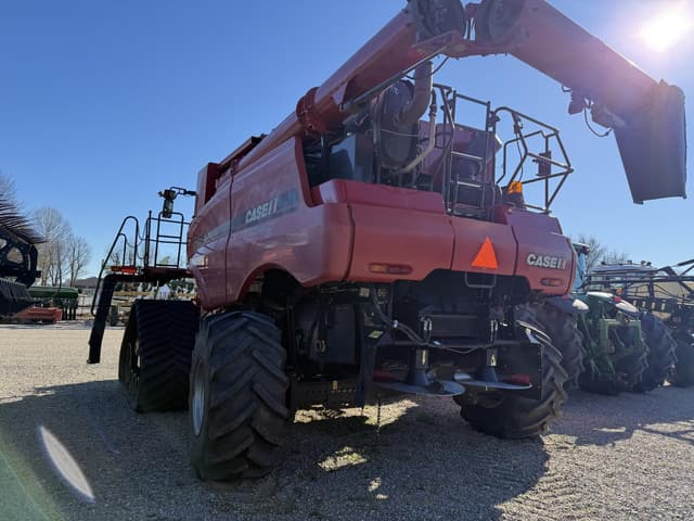 Image of Case IH 8230 equipment image 3
