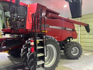 Case IH 8230 Image