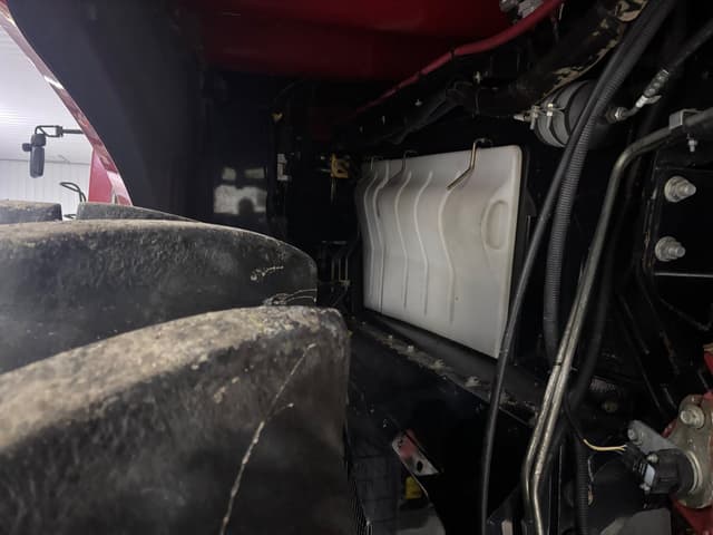 Image of Case IH 8240 equipment image 2