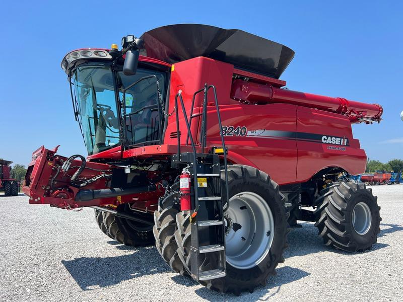 Image of Case IH 8240 Primary image