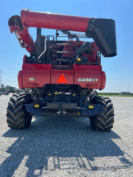 Image of Case IH 8240 equipment image 4